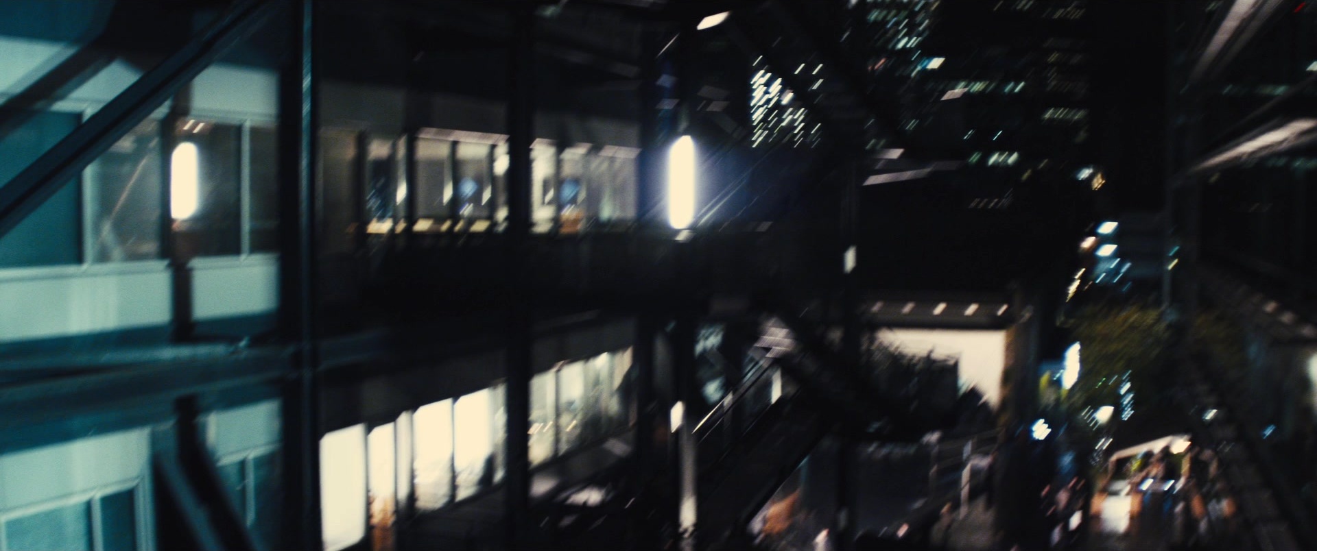 Jack Ryan: Shadow Recruit (2013), wide, 2.39:1 — film still