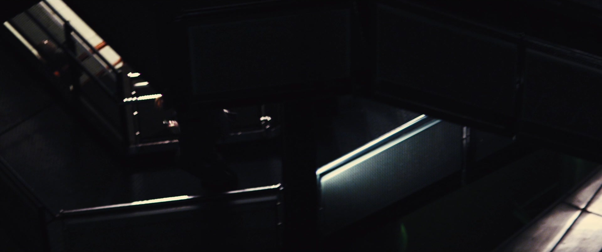 Jack Ryan: Shadow Recruit (2013), wide, 2.39:1 — film still