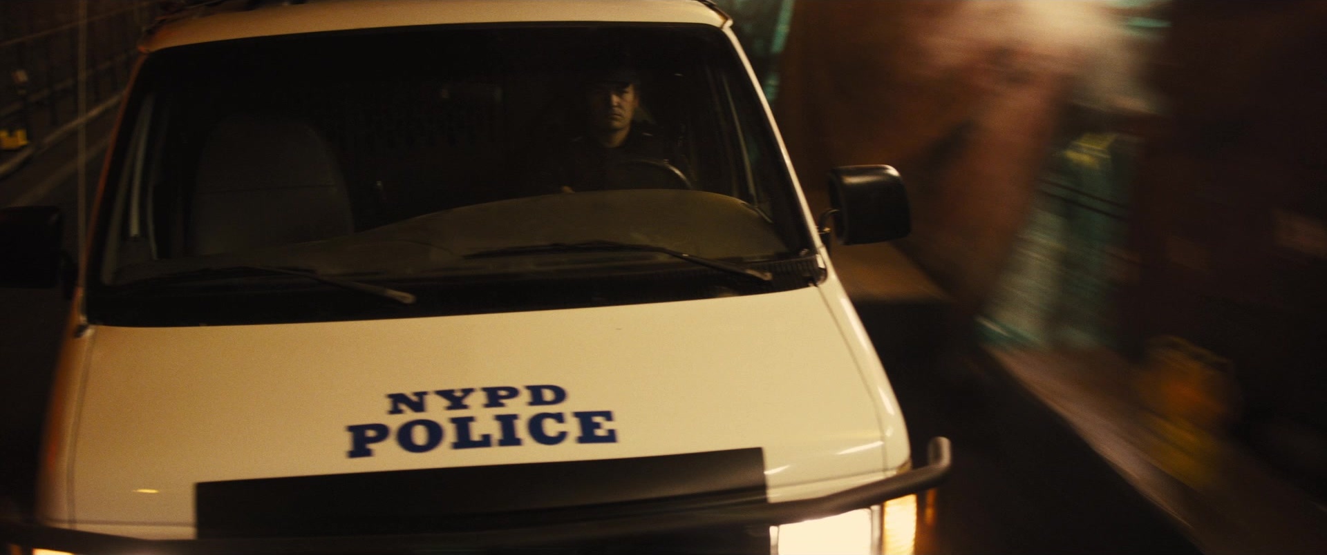 Jack Ryan: Shadow Recruit (2013), wide, 2.39:1 — film still