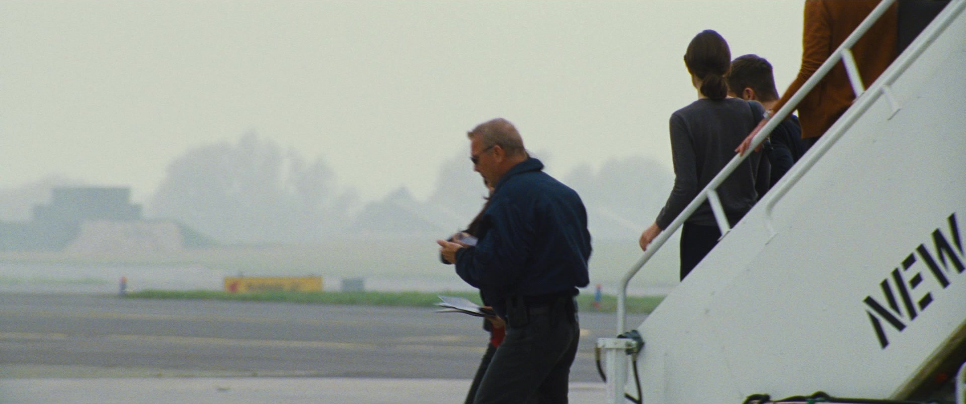 Jack Ryan: Shadow Recruit (2013), unknown, 2.39:1 — film still