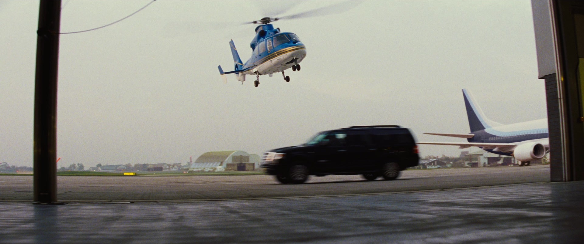 Jack Ryan: Shadow Recruit (2013), unknown, 2.39:1 — film still