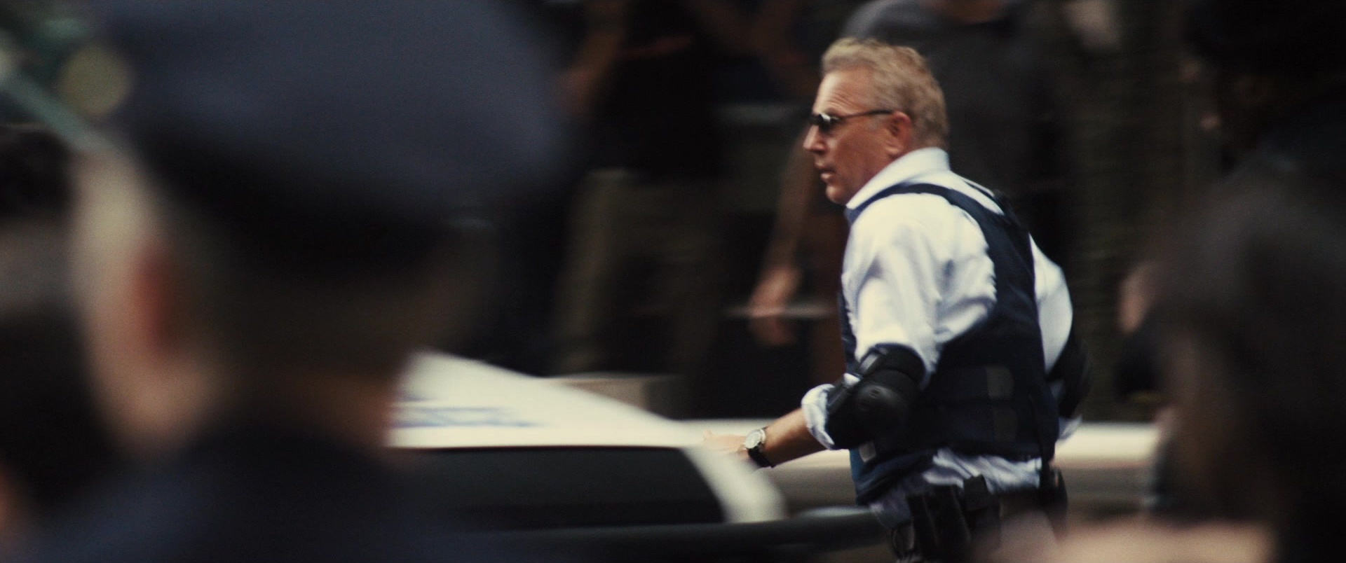 Jack Ryan: Shadow Recruit (2013), wide, 2.39:1 — film still