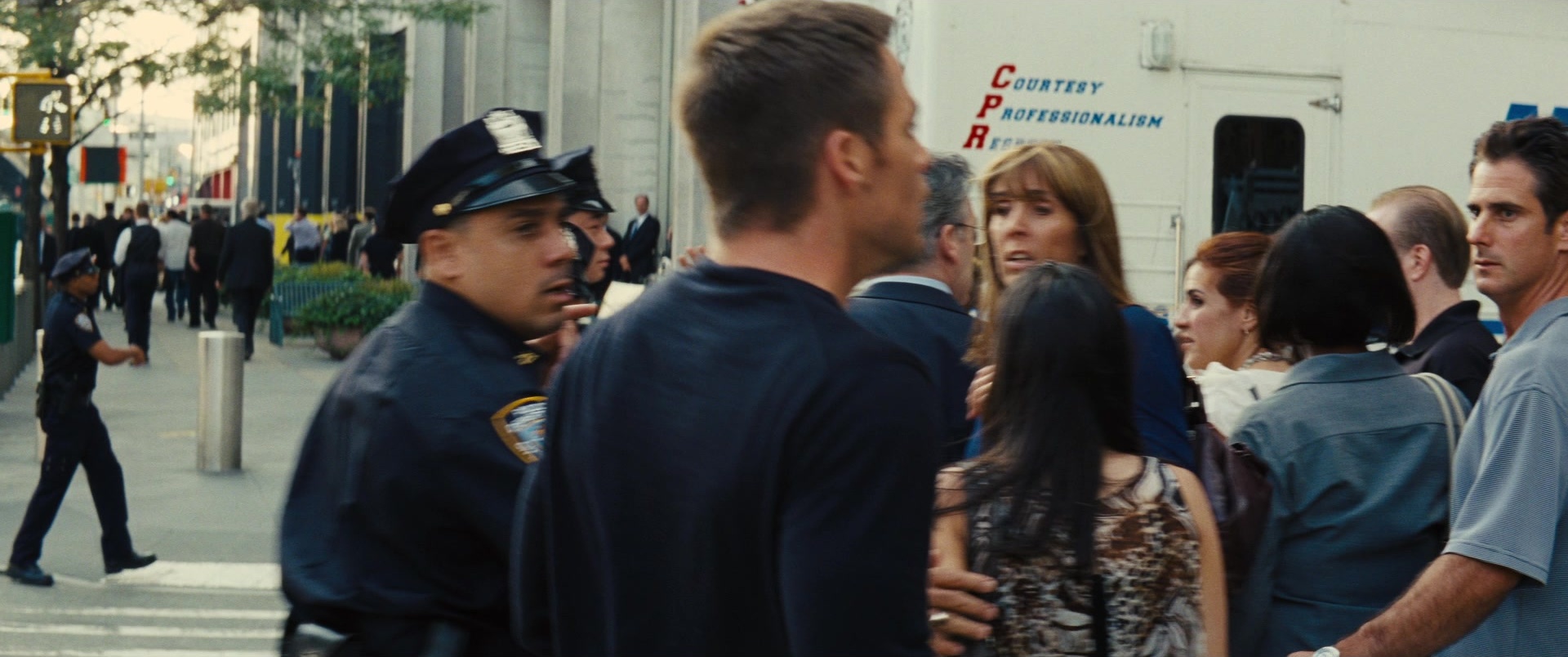 Jack Ryan: Shadow Recruit (2013), wide, 2.39:1 — film still