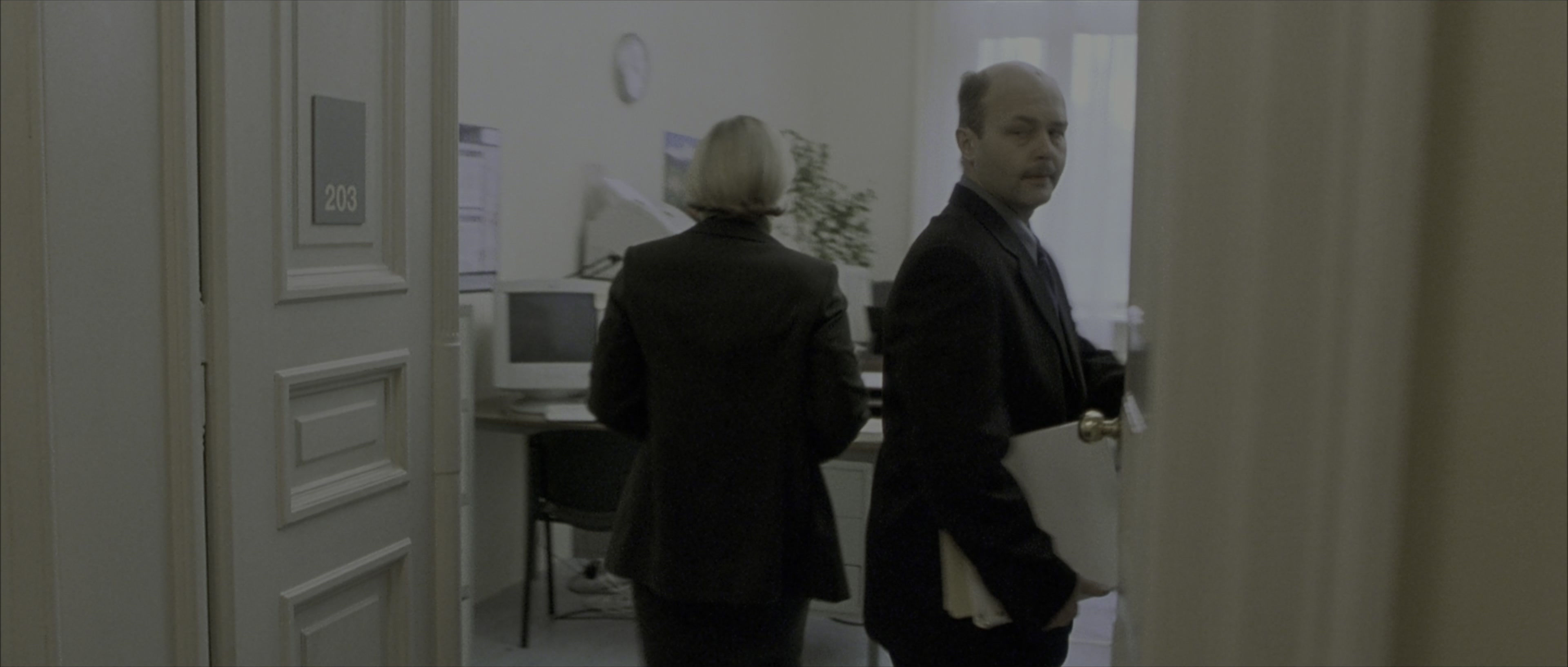 The Bourne Identity (2002), wide, 2.35:1 — film still