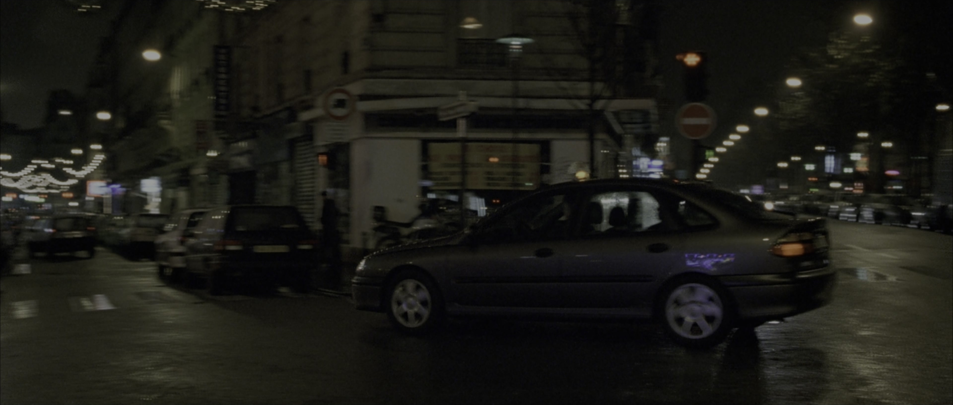The Bourne Identity (2002), wide, 2.35:1 — film still
