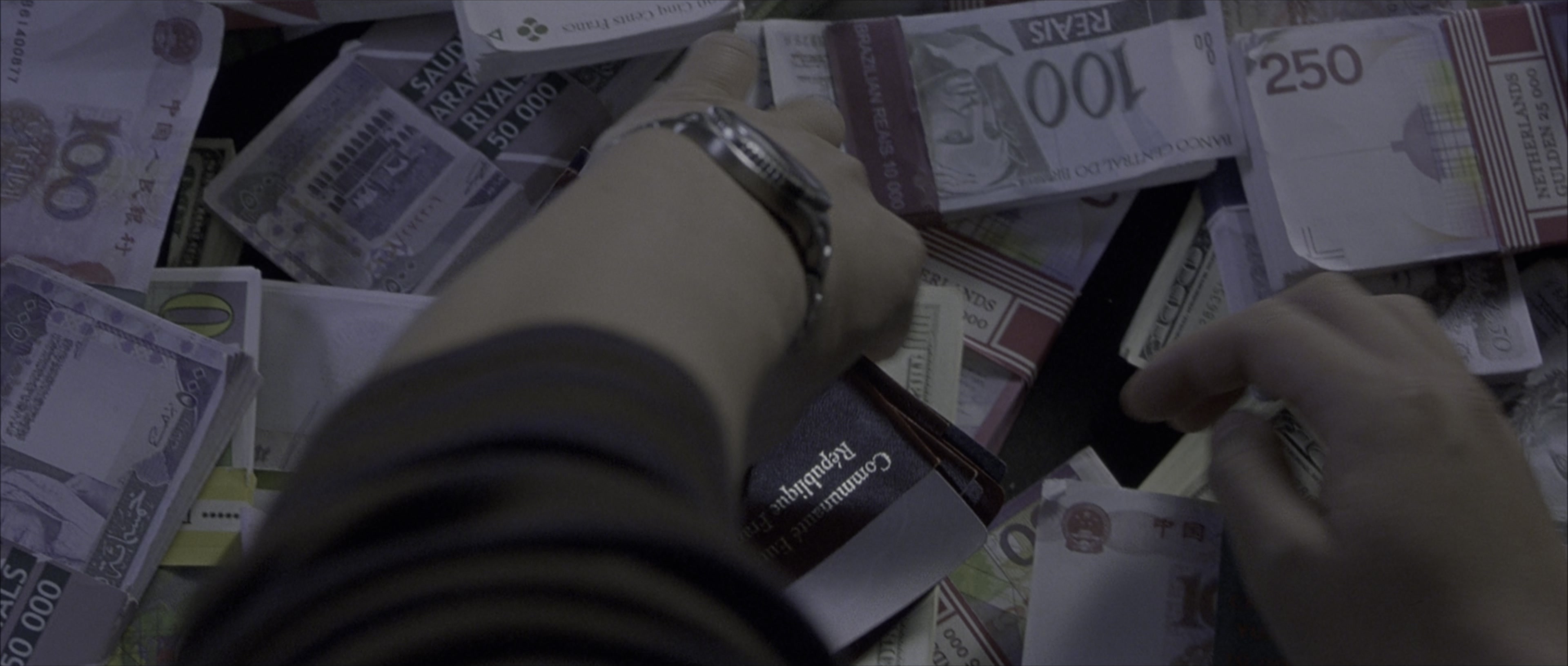The Bourne Identity (2002), wide, 2.35:1 — film still