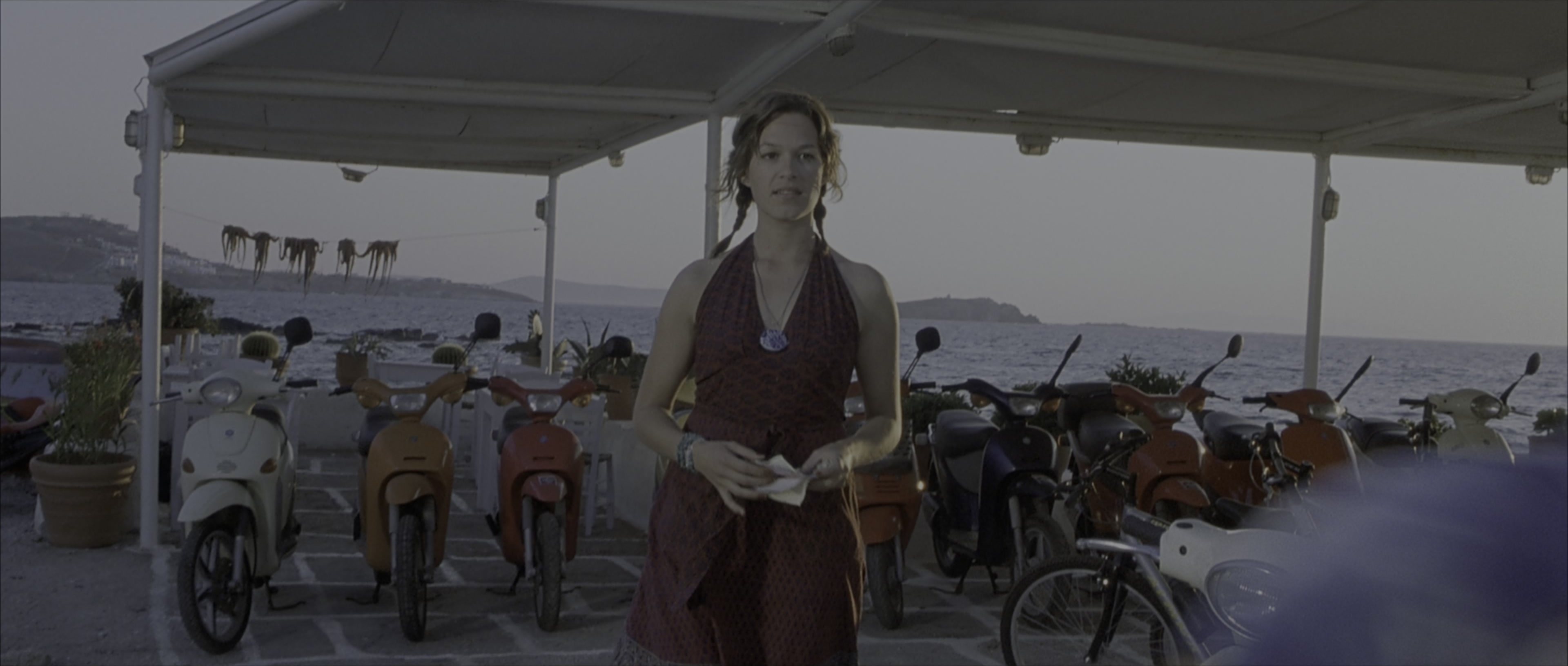 The Bourne Identity (2002), wide, 2.35:1 — film still