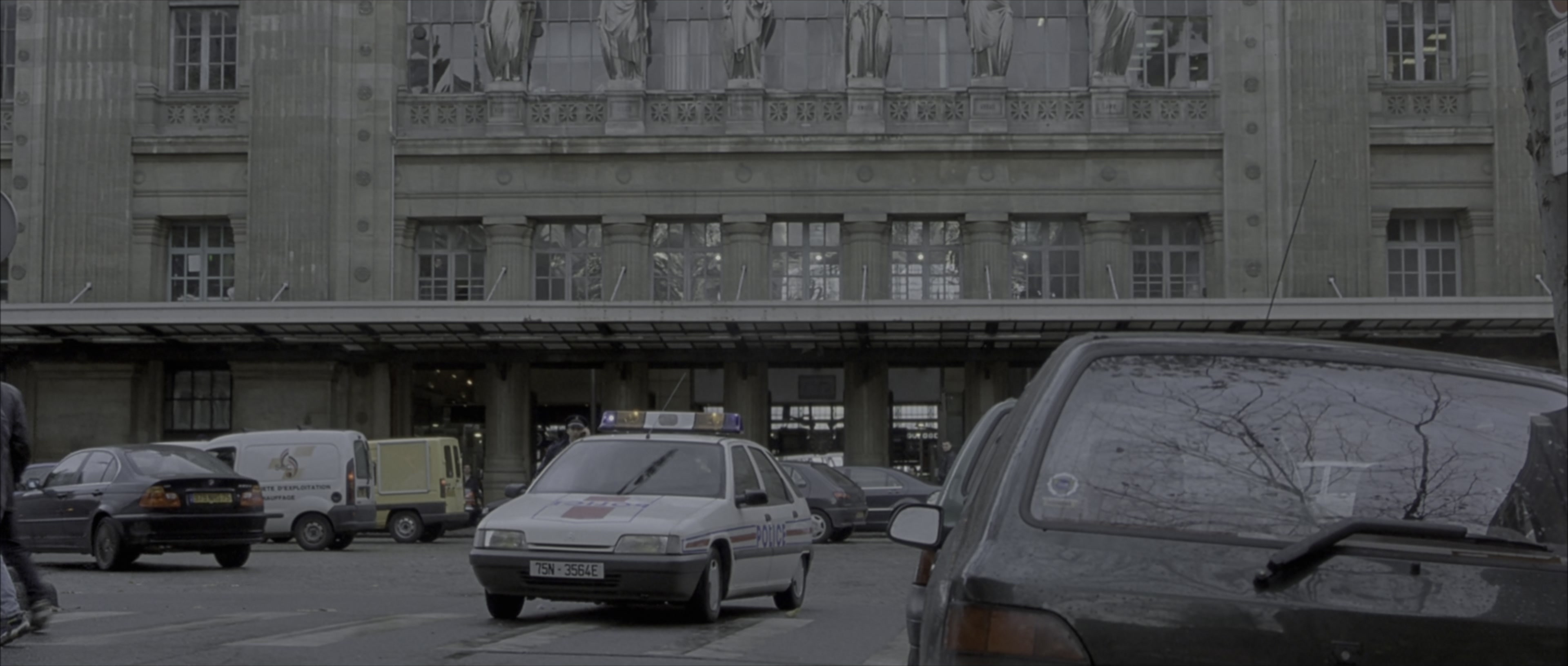 The Bourne Identity (2002), wide, 2.35:1 — film still