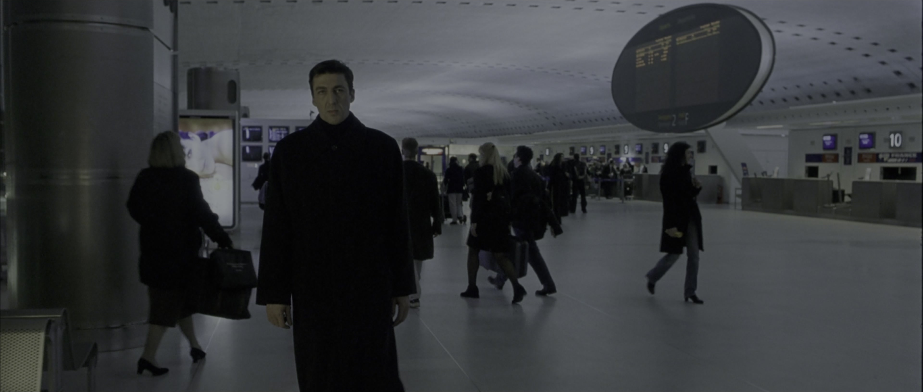 The Bourne Identity (2002), wide, 2.35:1 — film still