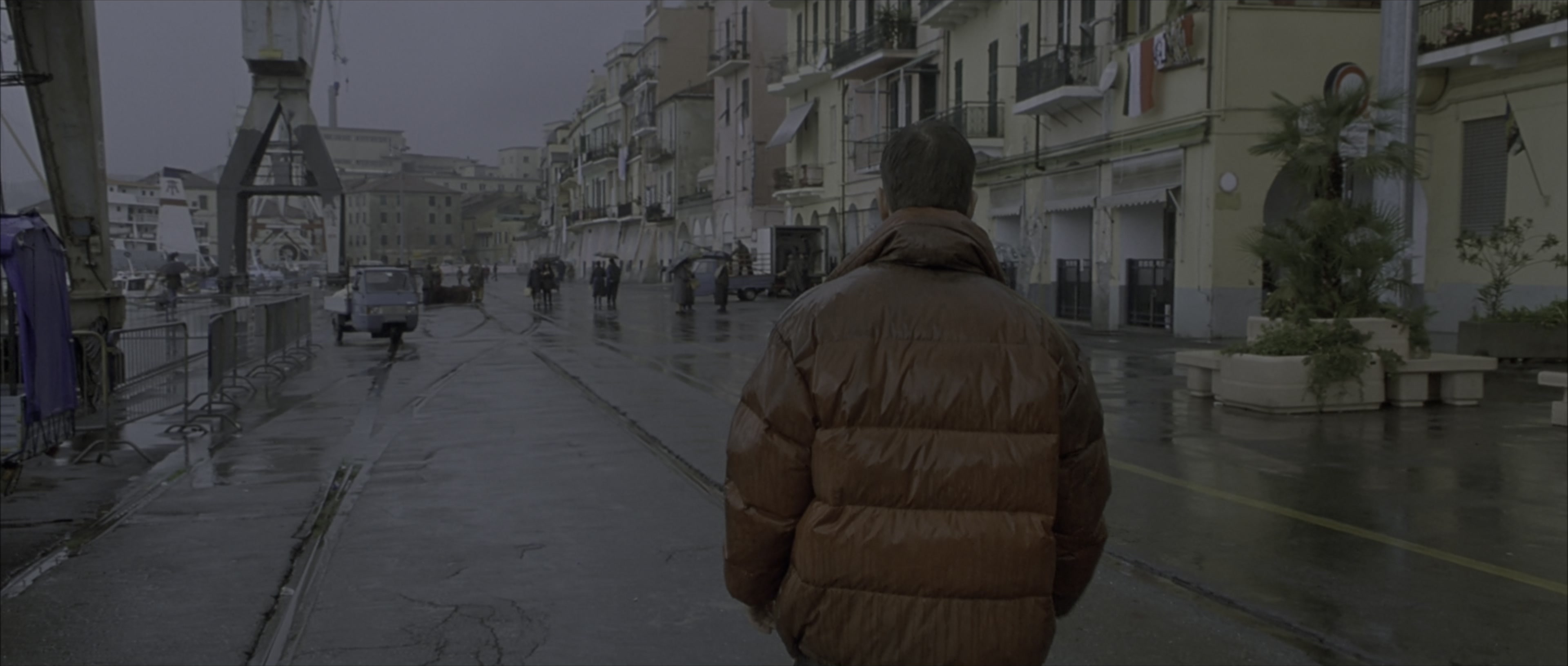 The Bourne Identity (2002), wide, 2.35:1 — film still