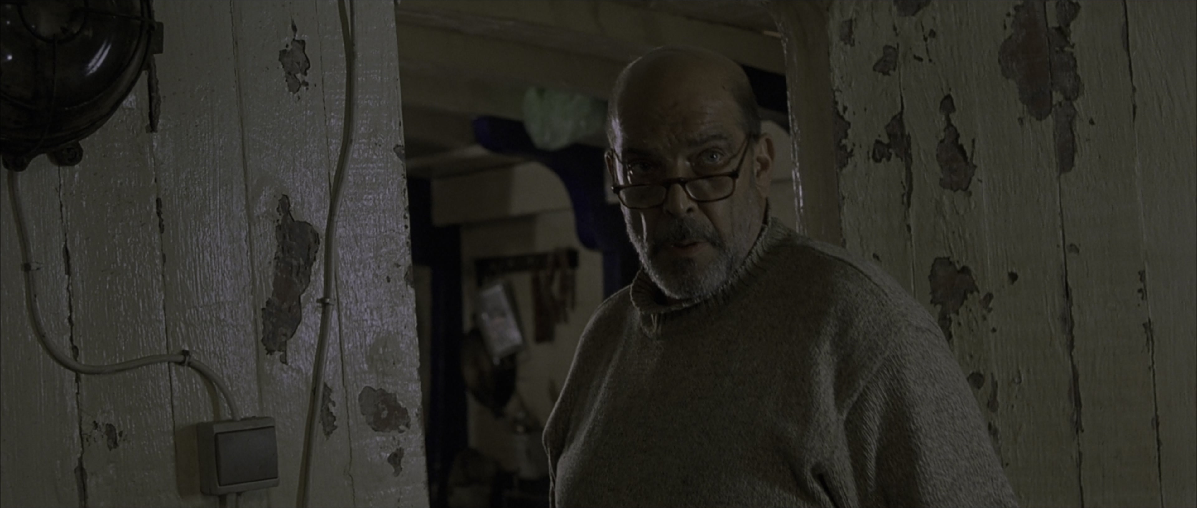 The Bourne Identity (2002), wide, 2.35:1 — film still