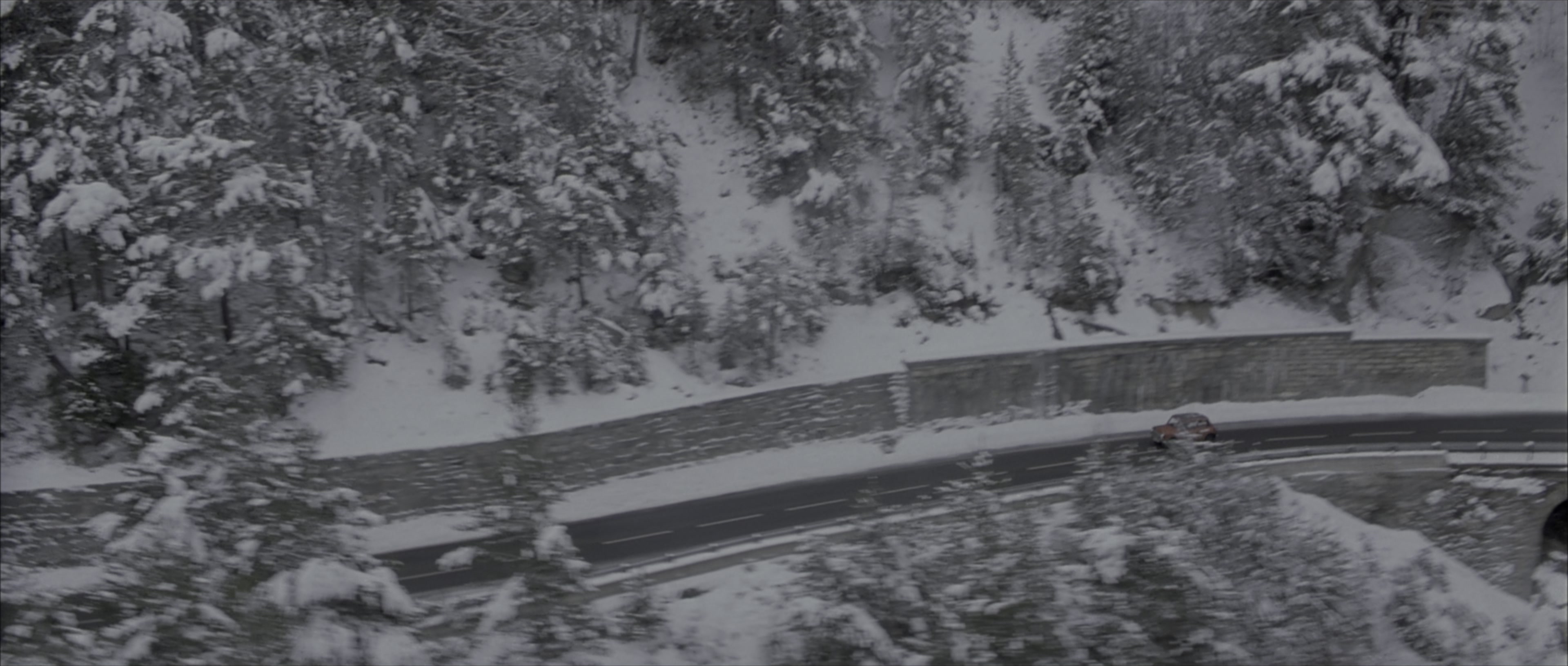 The Bourne Identity (2002), wide, 2.35:1 — film still