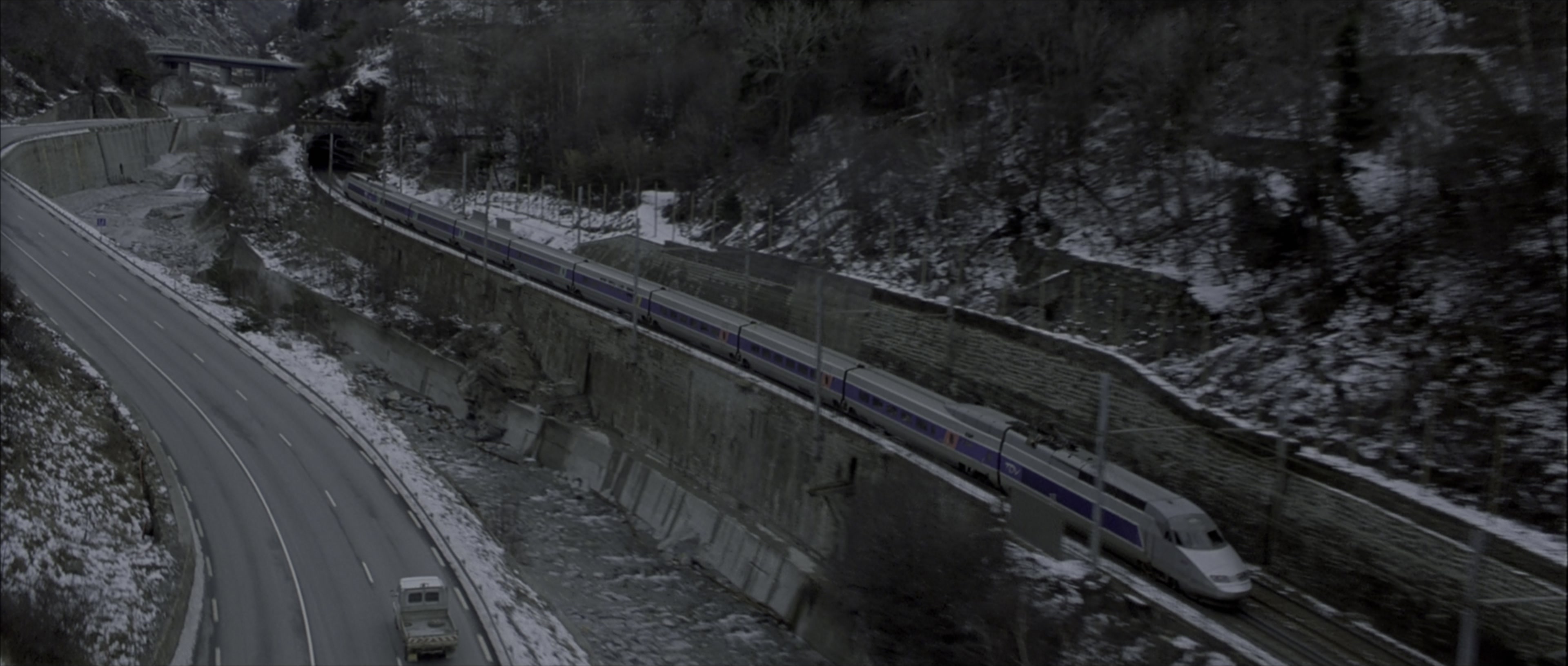 The Bourne Identity (2002), wide, 2.35:1 — film still