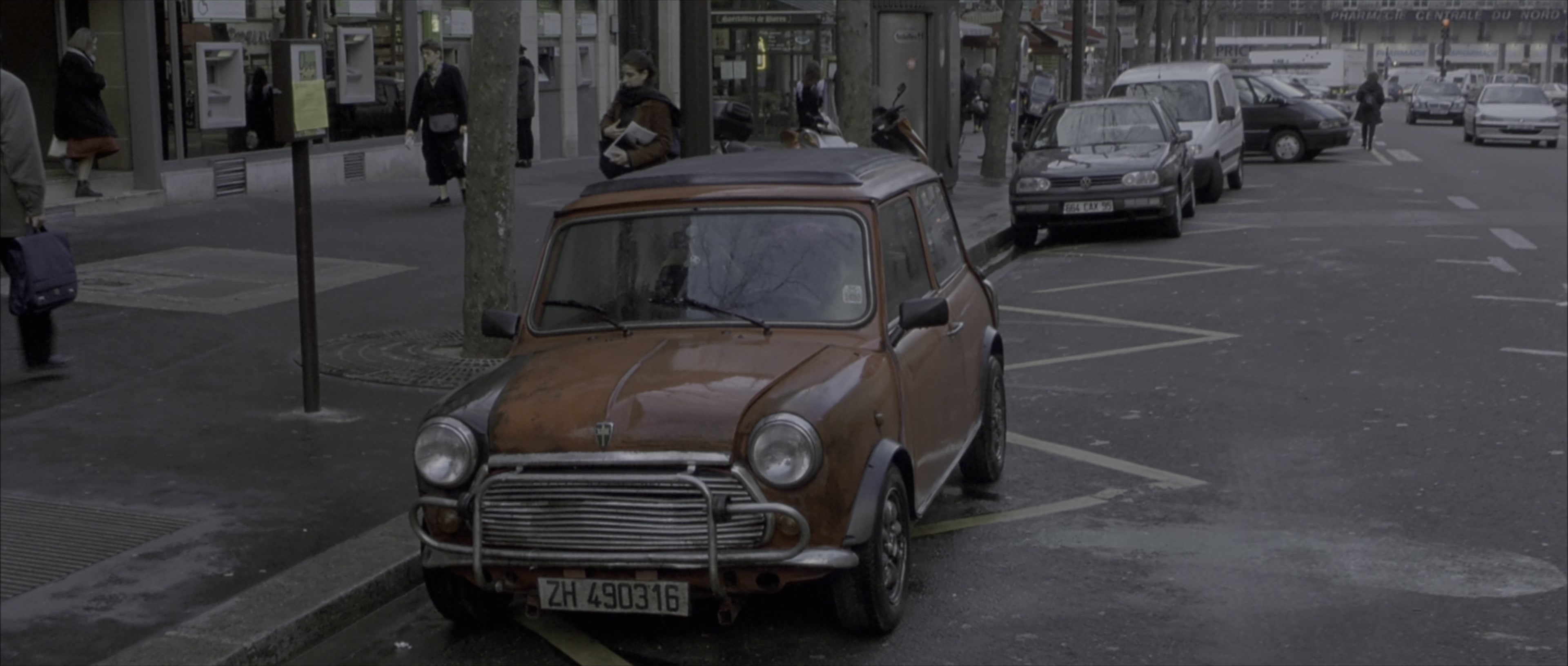 The Bourne Identity (2002), wide, 2.35:1 — film still