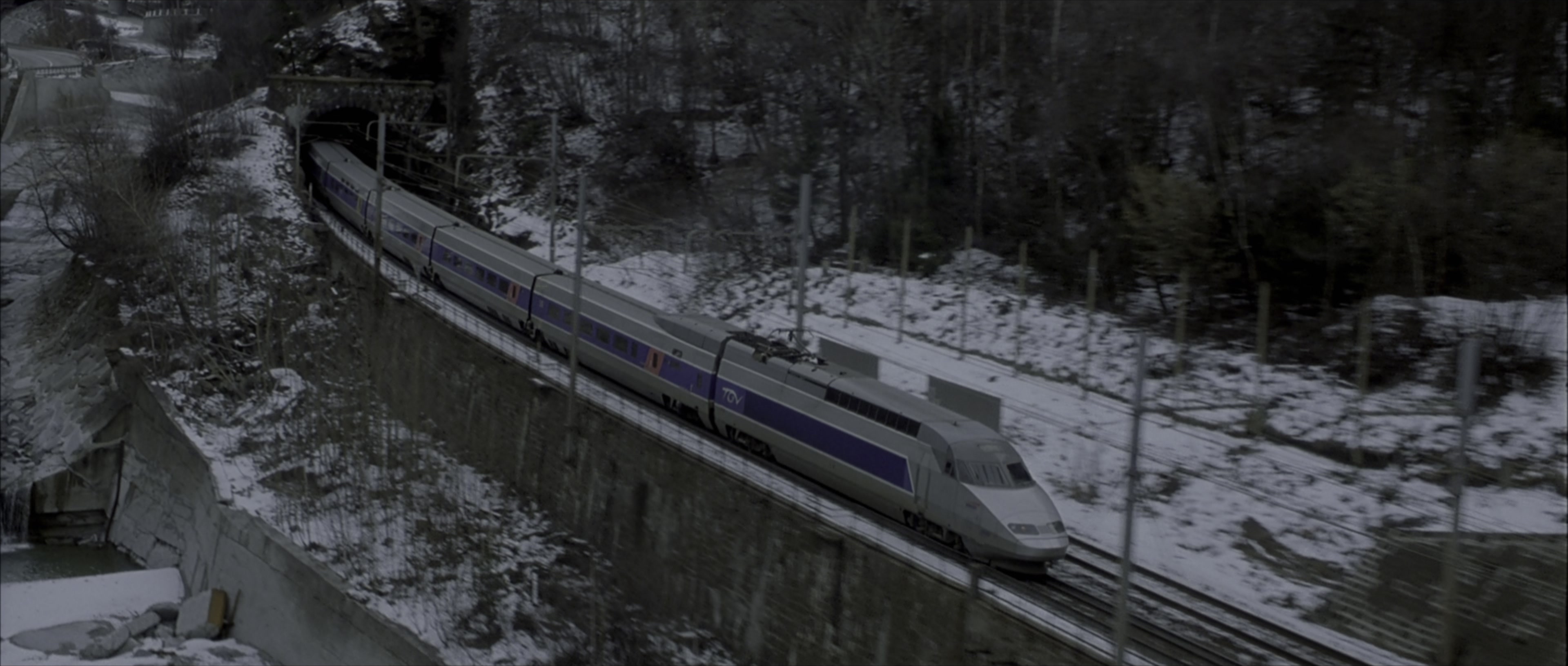 The Bourne Identity (2002), wide, 2.35:1 — film still
