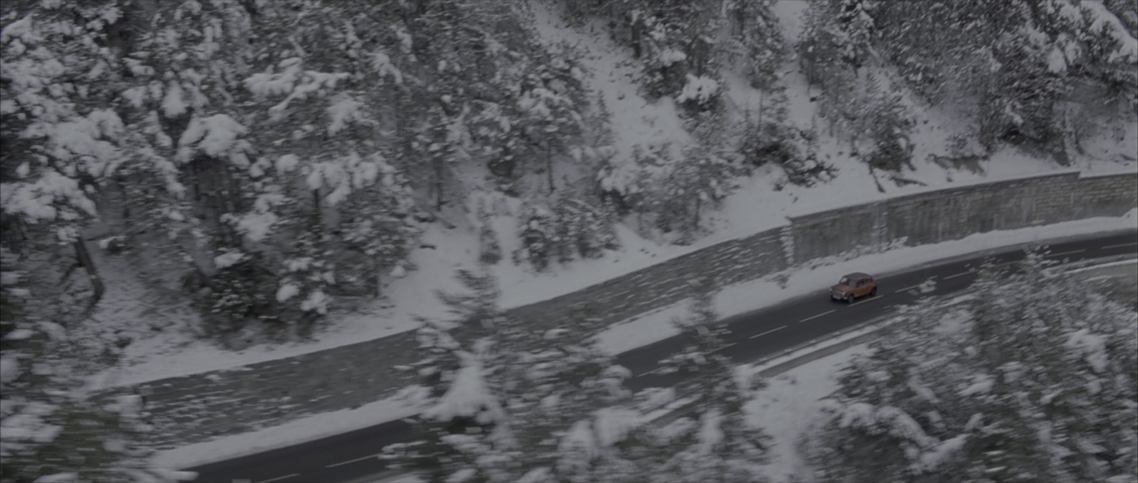 The Bourne Identity (2002), wide, 2.35:1 — film still