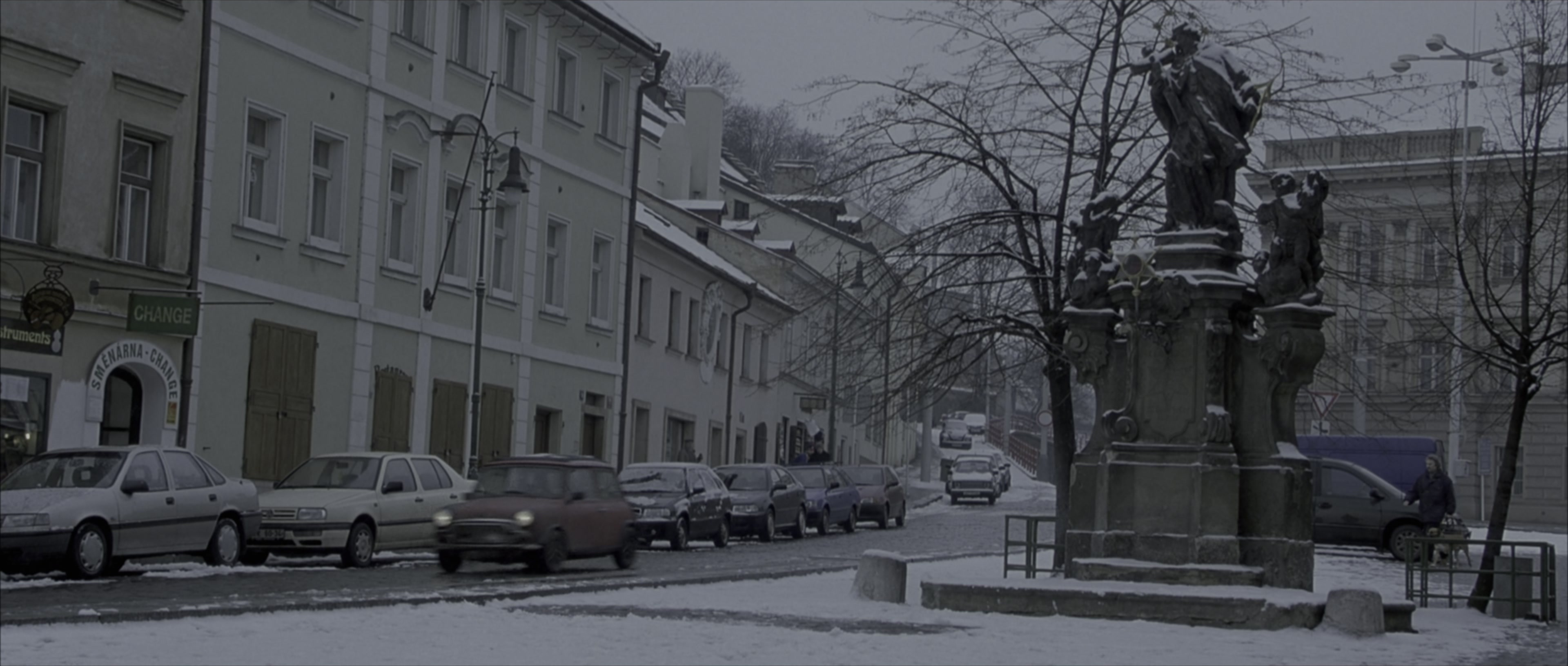 The Bourne Identity (2002), wide, 2.35:1 — film still