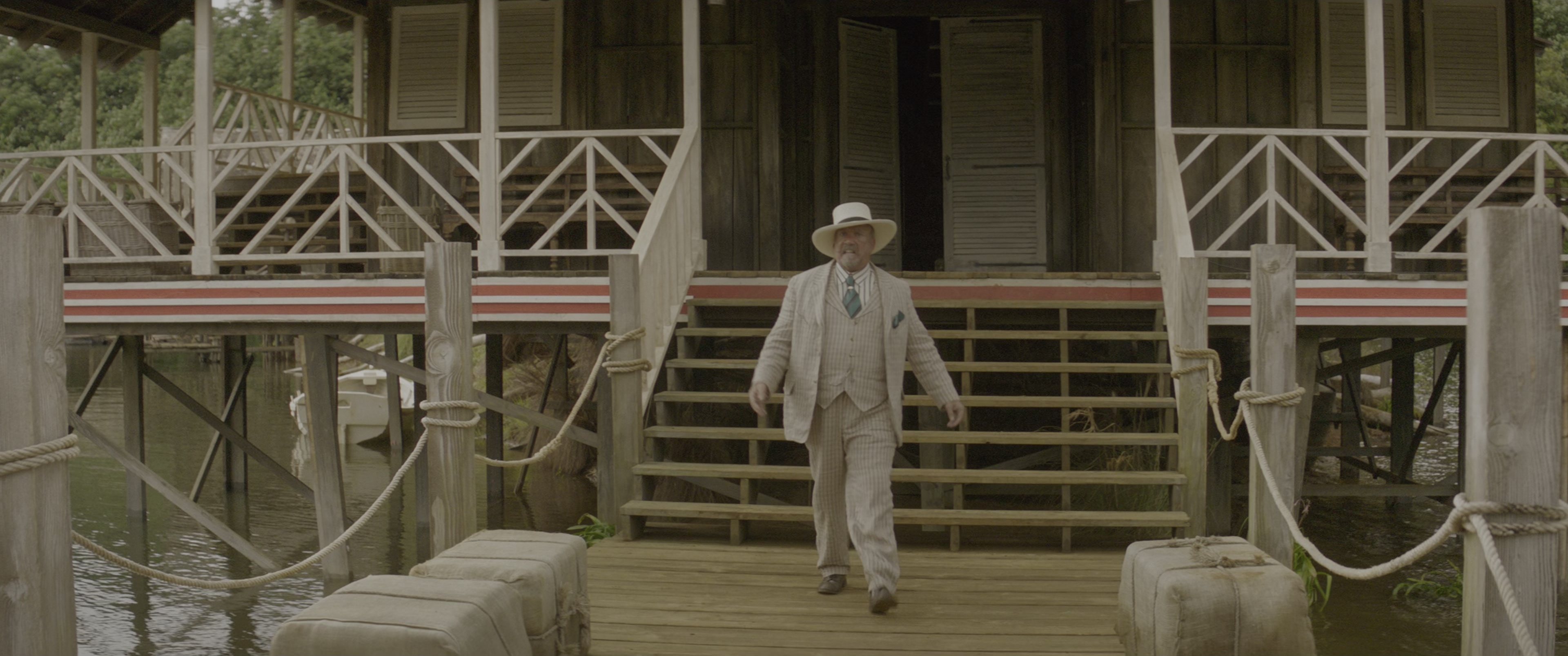 Jungle Cruise (2021), wide, 2.39:1 — film still