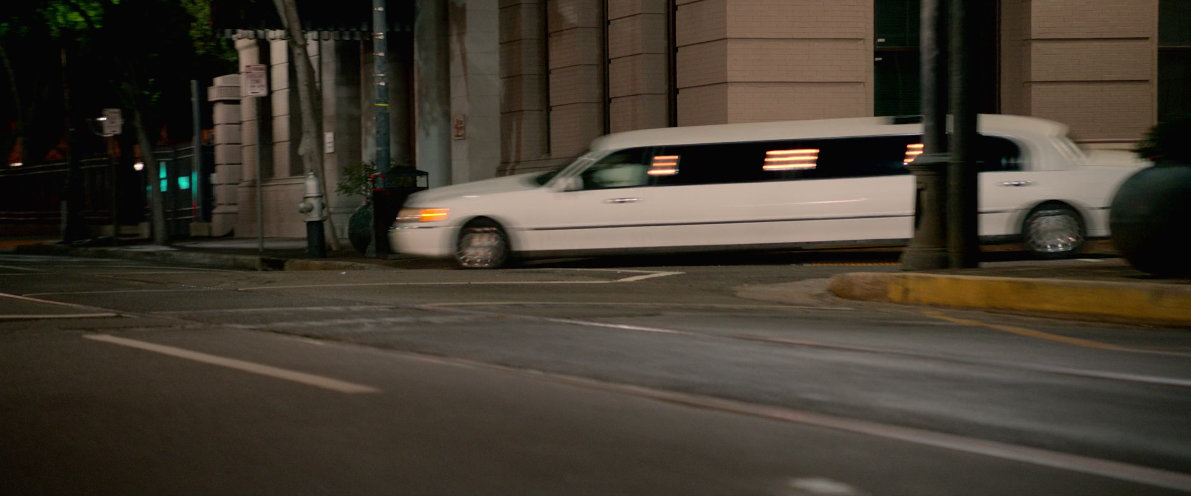 21 Jump Street (2012), wide, 2.40:1 — film still