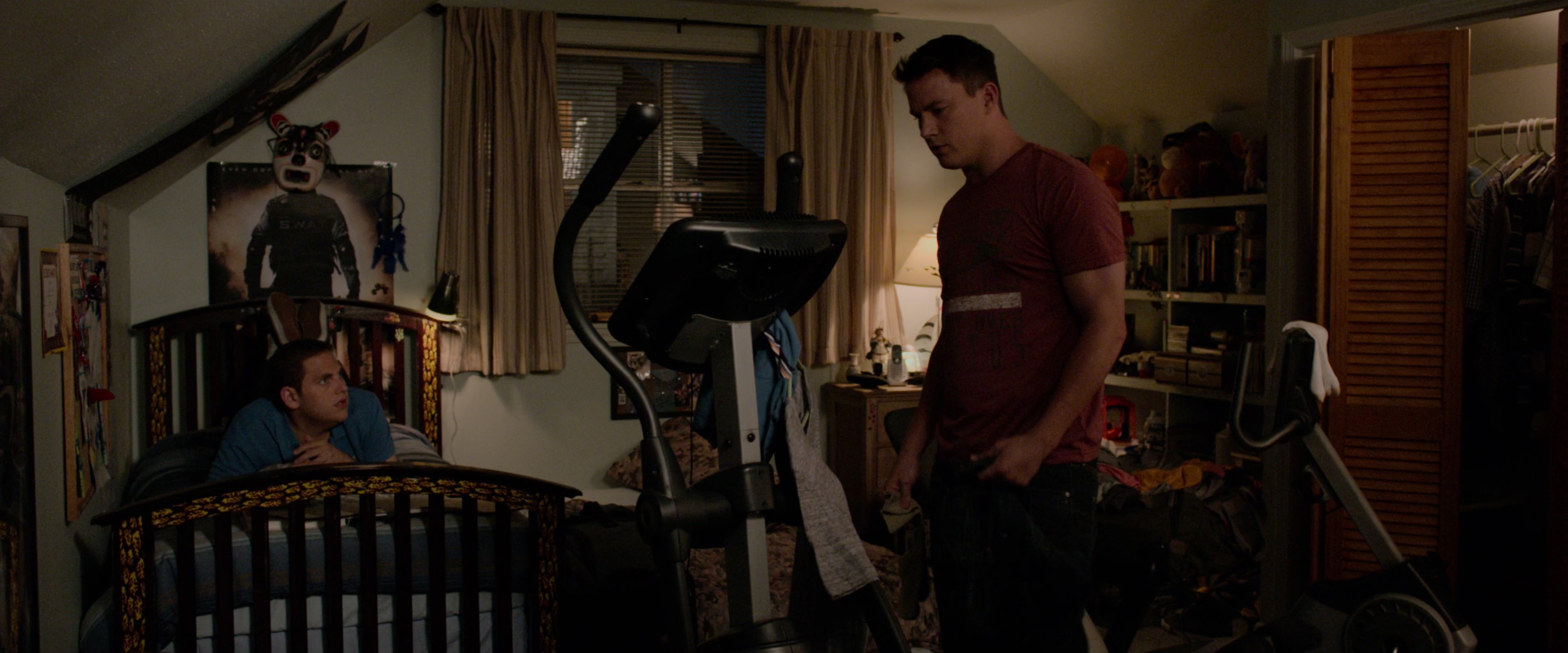 21 Jump Street (2012), wide, 2.40:1 — film still