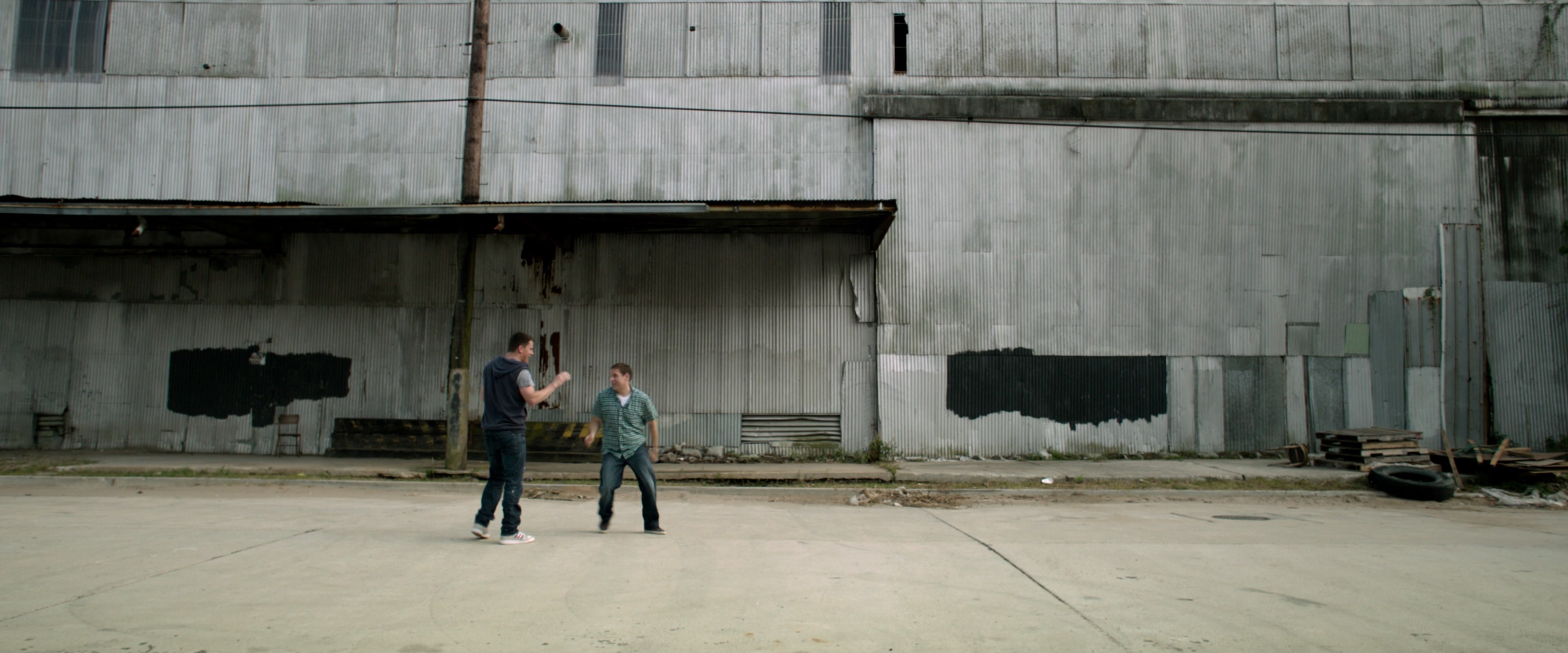21 Jump Street (2012), wide, 2.40:1 — film still