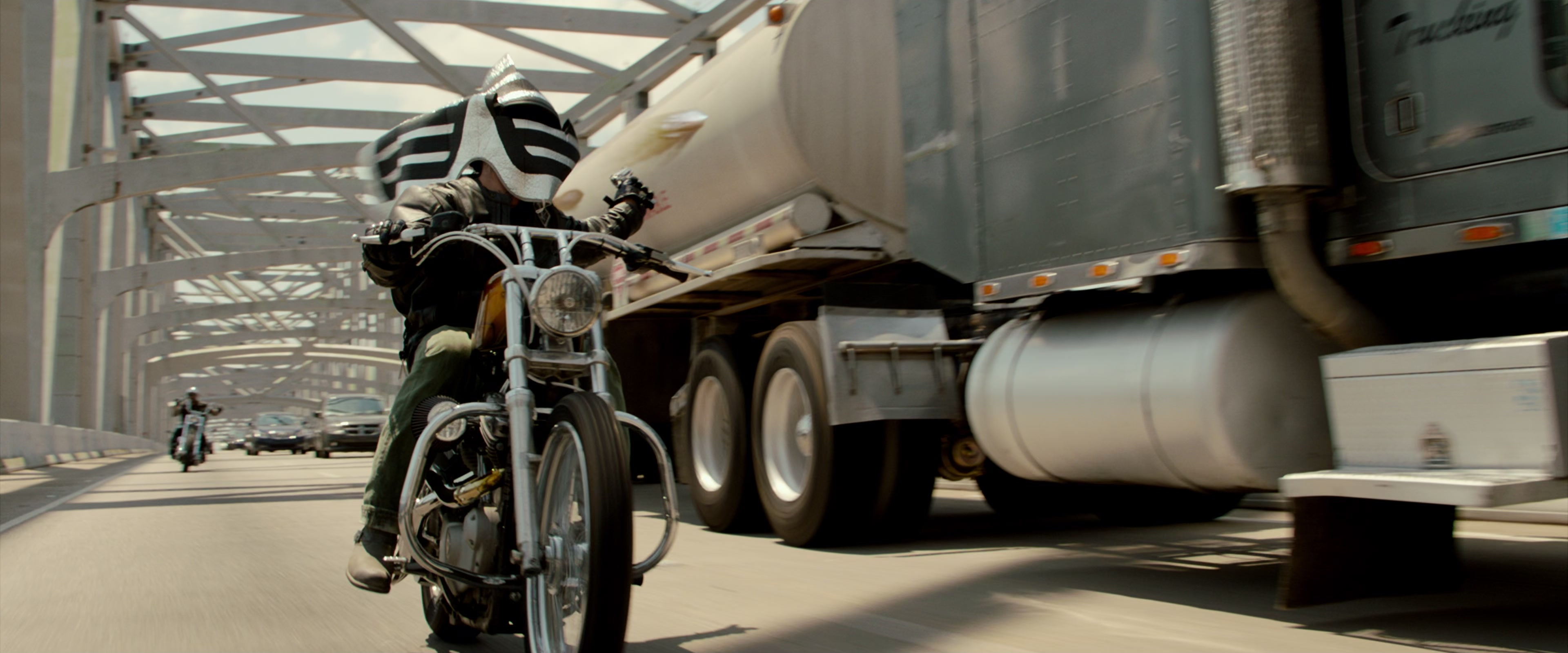 21 Jump Street (2012), wide, 2.40:1 — film still