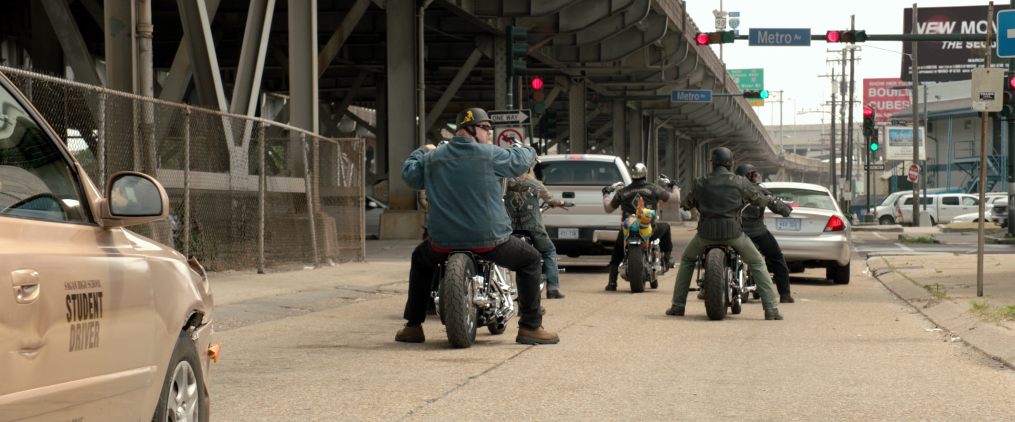 21 Jump Street (2012), wide, 2.40:1 — film still