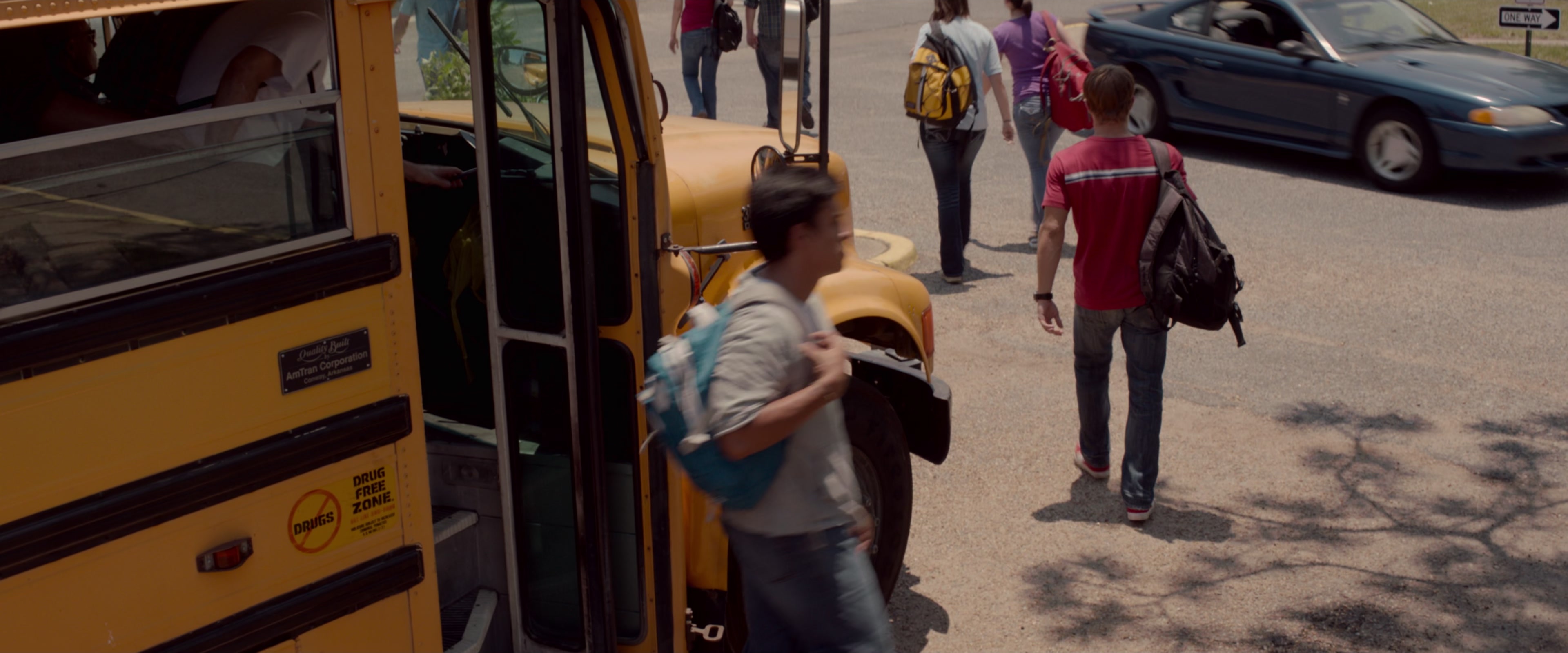 21 Jump Street (2012), wide, 2.40:1 — film still
