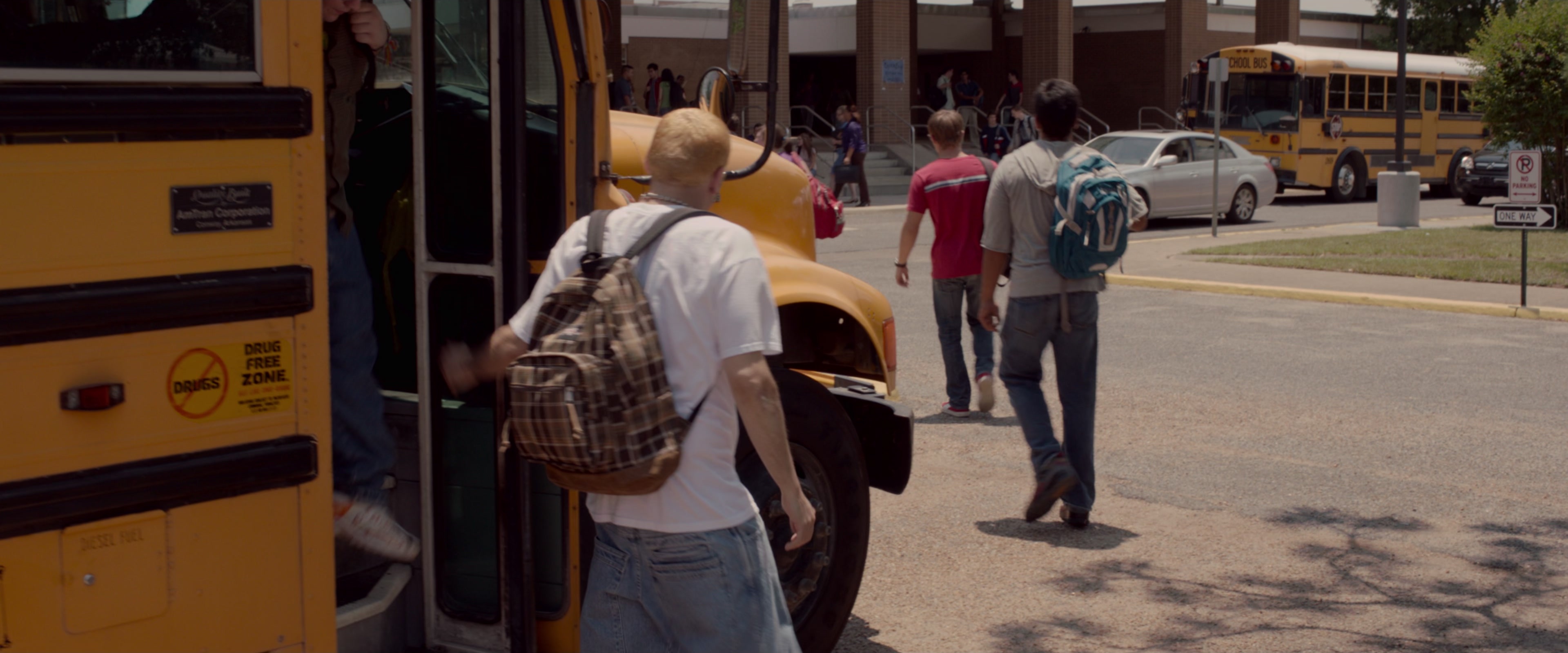 21 Jump Street (2012), wide, 2.40:1 — film still
