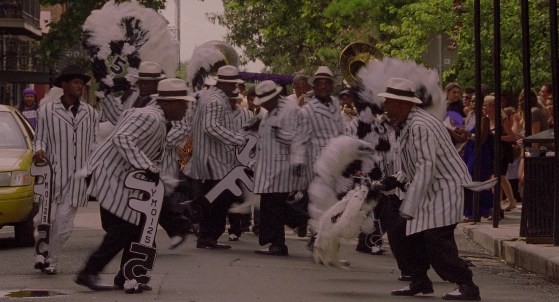 Bullet to the Head (2012), wide, 1.85:1 — film still
