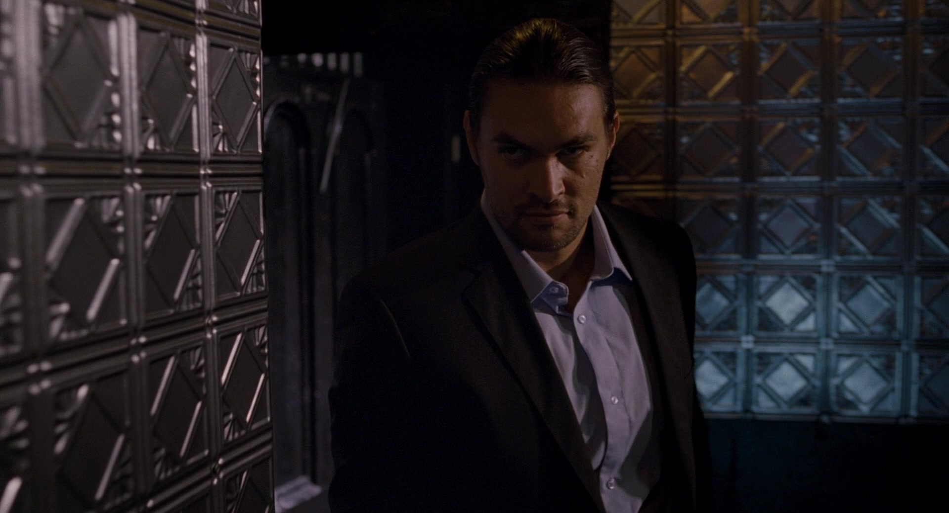 Bullet to the Head (2012), wide, 1.85:1 — film still
