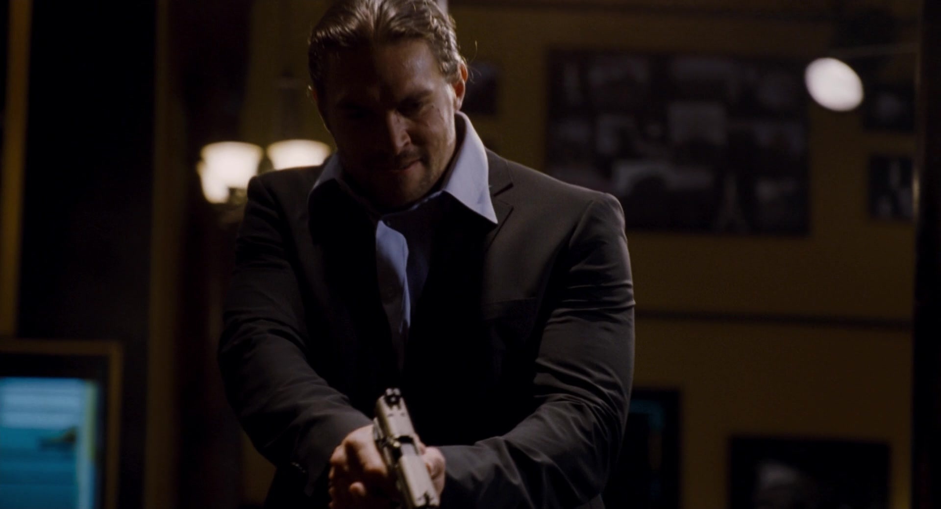 Bullet to the Head (2012), wide, 1.85:1 — film still