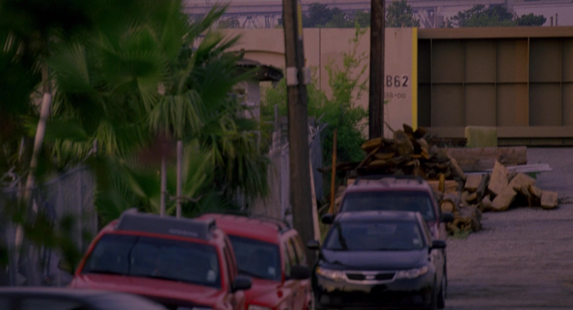 Bullet to the Head (2012), wide, 1.85:1 — film still