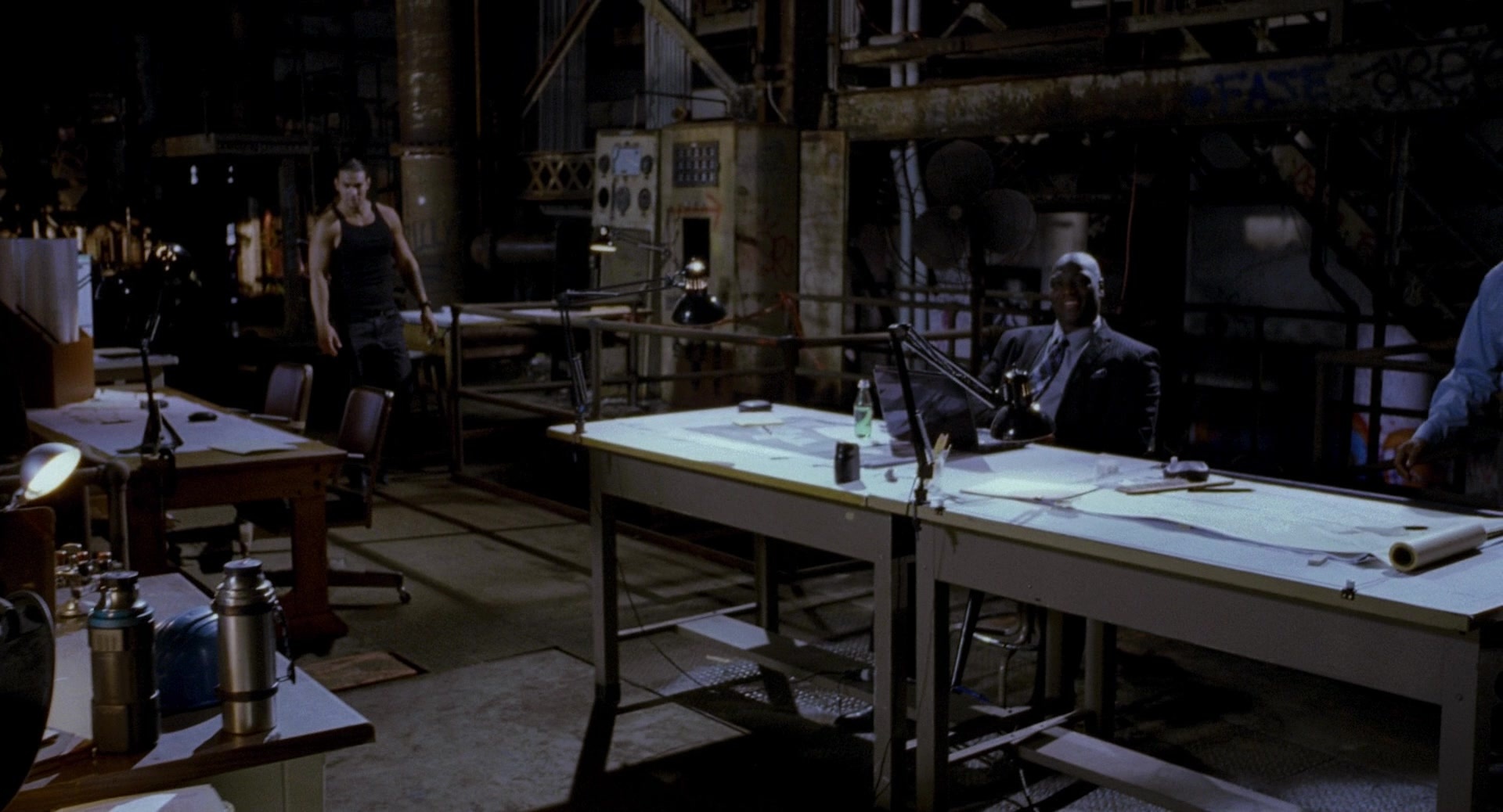 Bullet to the Head (2012), wide, 1.85:1 — film still