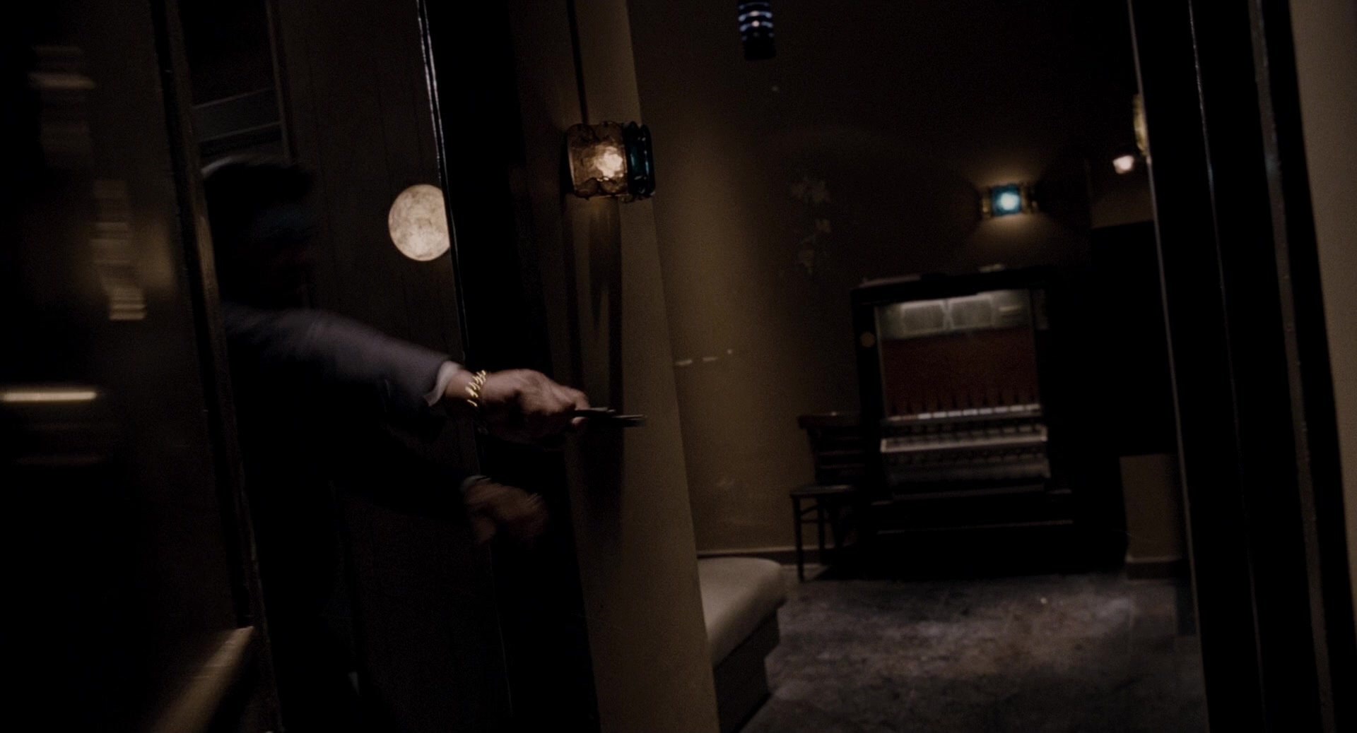 Bullet to the Head (2012), wide, 1.85:1 — film still