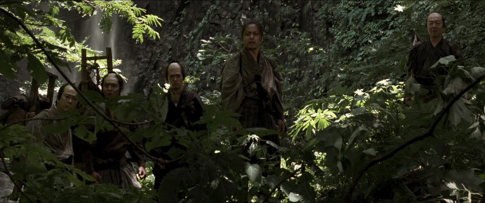 Jusan-nin no shikaku (2010), wide, 2.39:1 — film still