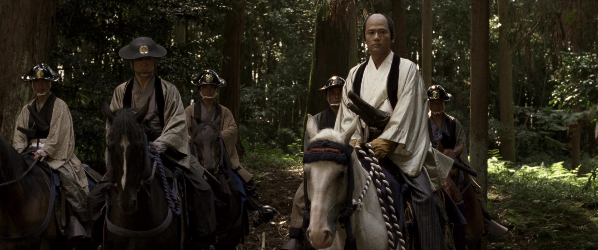 Jusan-nin no shikaku (2010), wide, 2.39:1 — film still