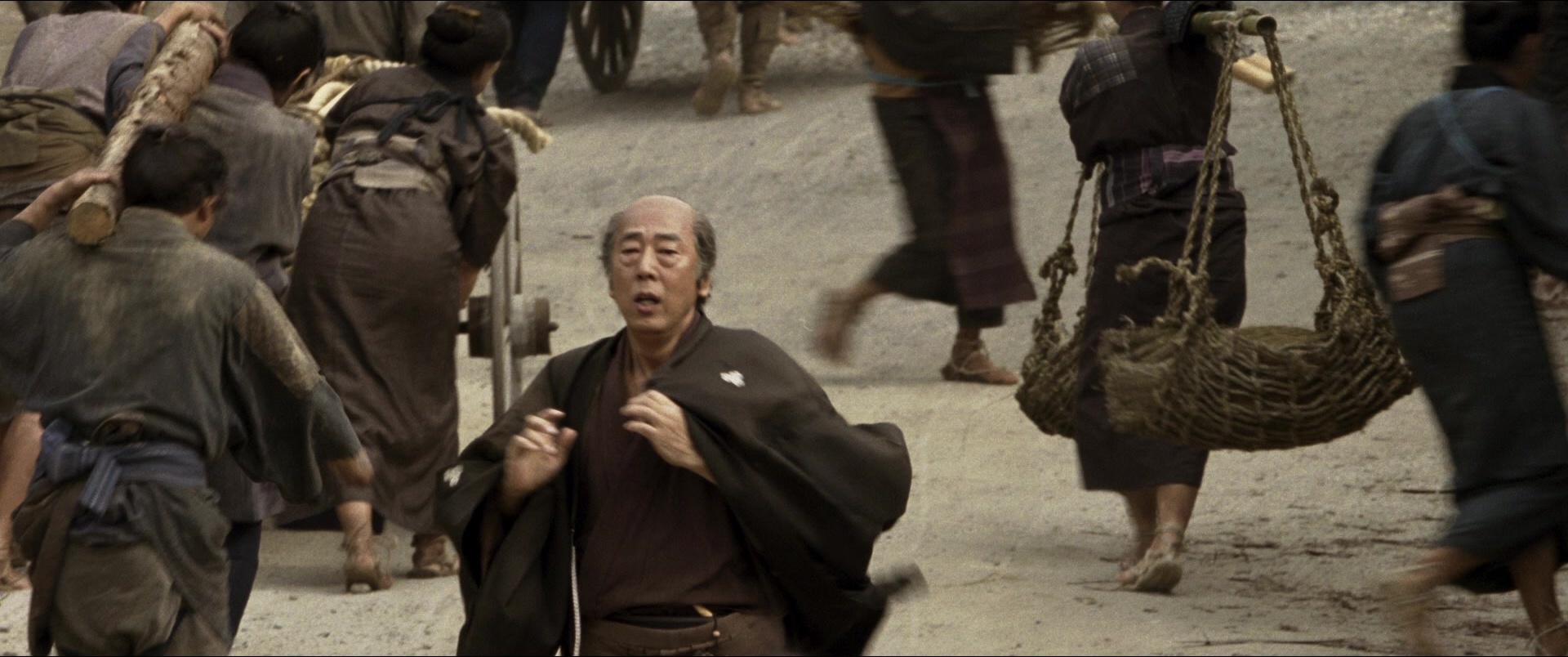 Jusan-nin no shikaku (2010), wide, 2.39:1 — film still