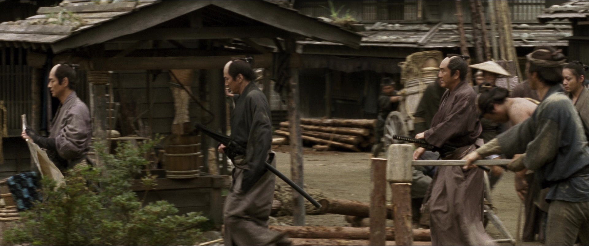 Jusan-nin no shikaku (2010), wide, 2.39:1 — film still