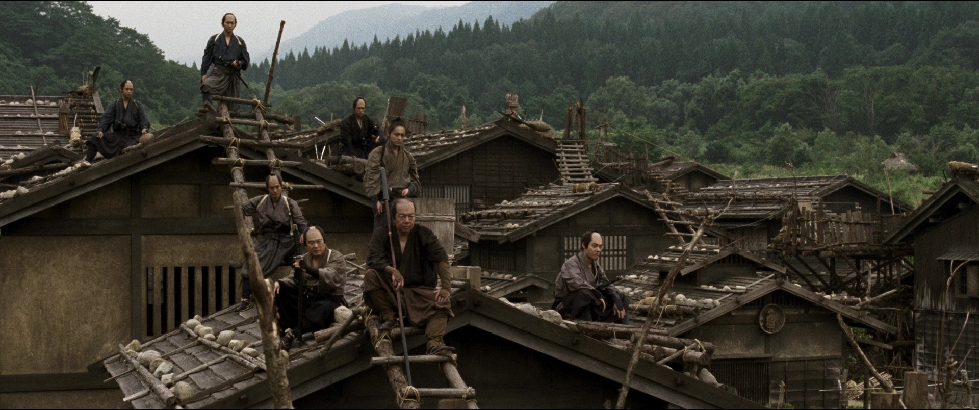 Jusan-nin no shikaku (2010), wide, 2.39:1 — film still
