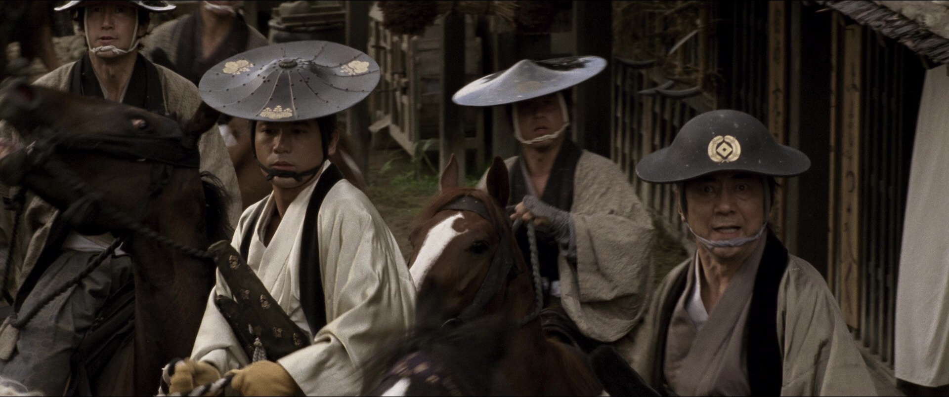 Jusan-nin no shikaku (2010), wide, 2.39:1 — film still