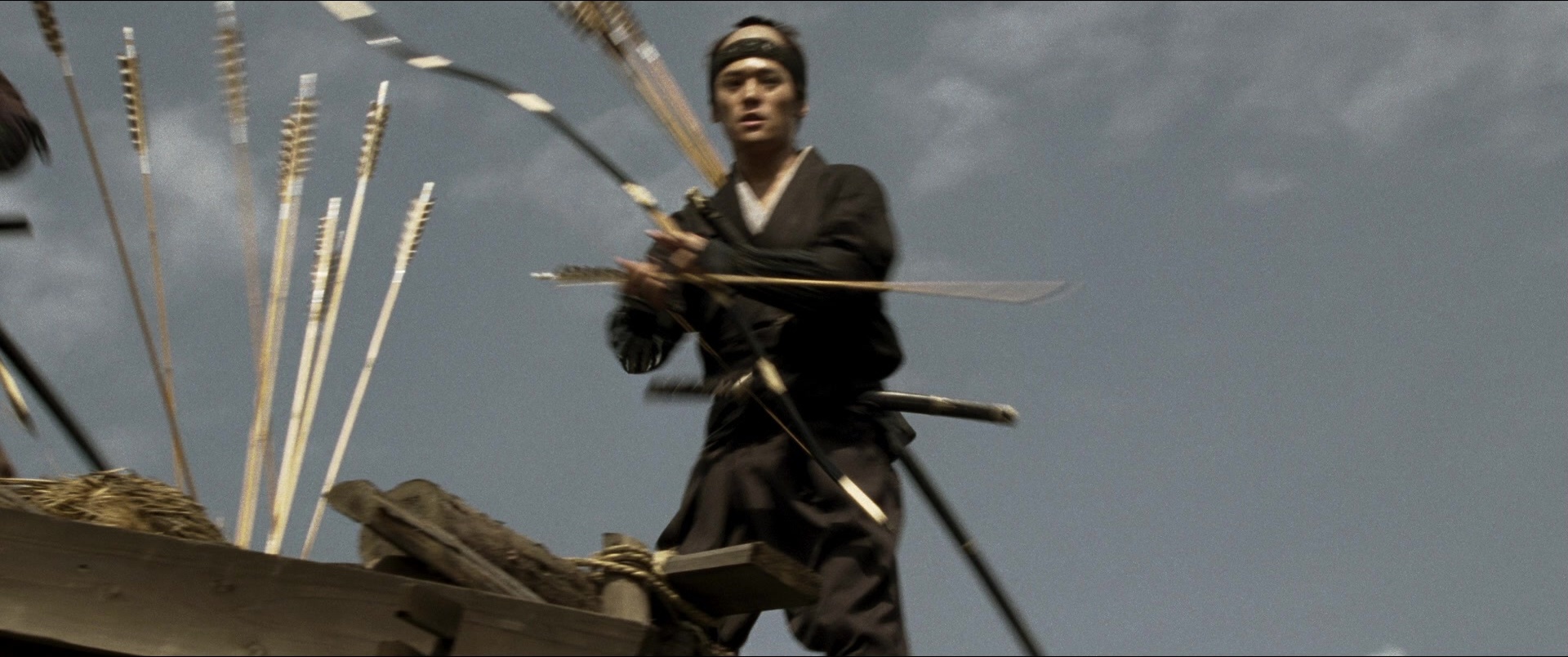 Jusan-nin no shikaku (2010), wide, 2.39:1 — film still