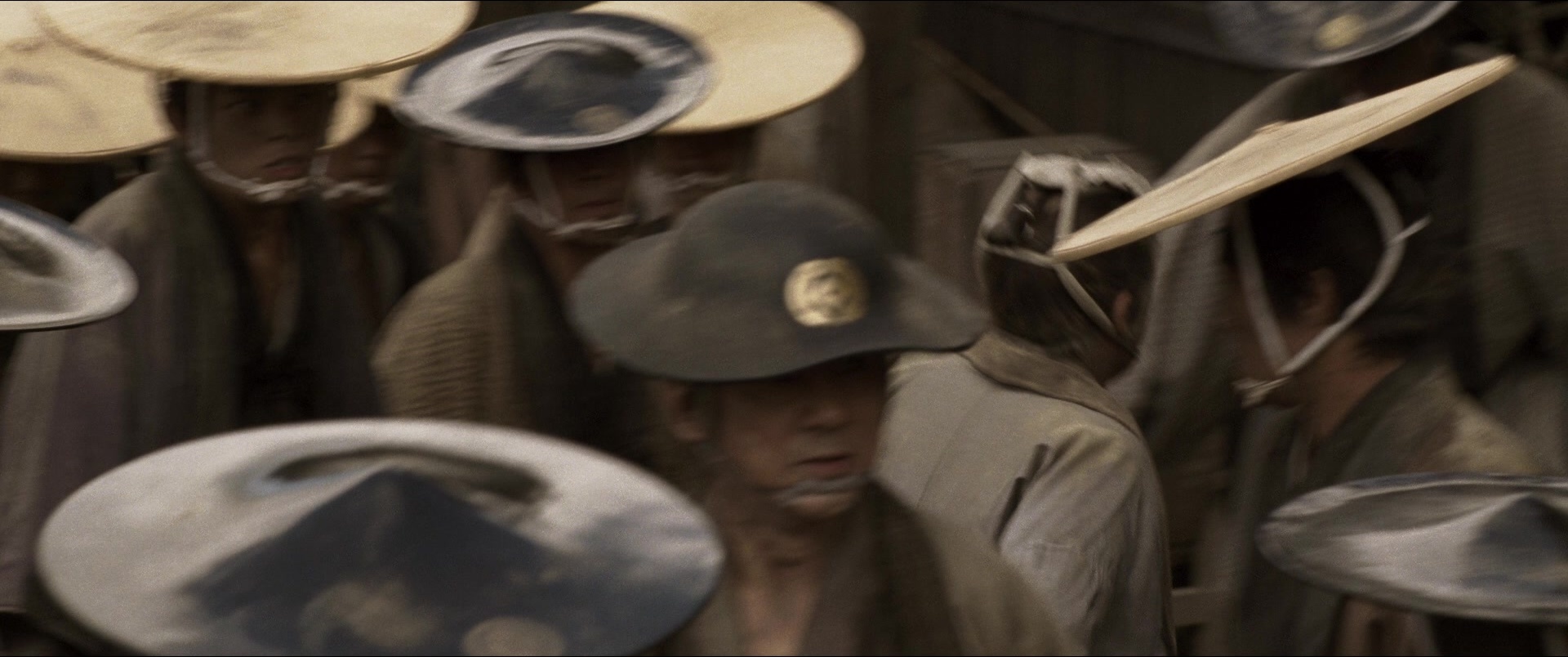 Jusan-nin no shikaku (2010), wide, 2.39:1 — film still