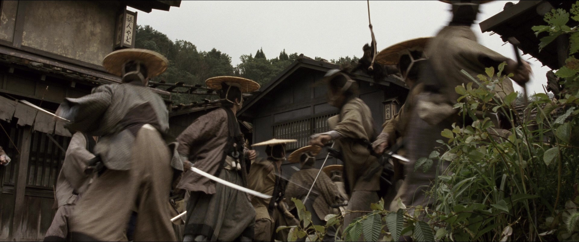 Jusan-nin no shikaku (2010), wide, 2.39:1 — film still