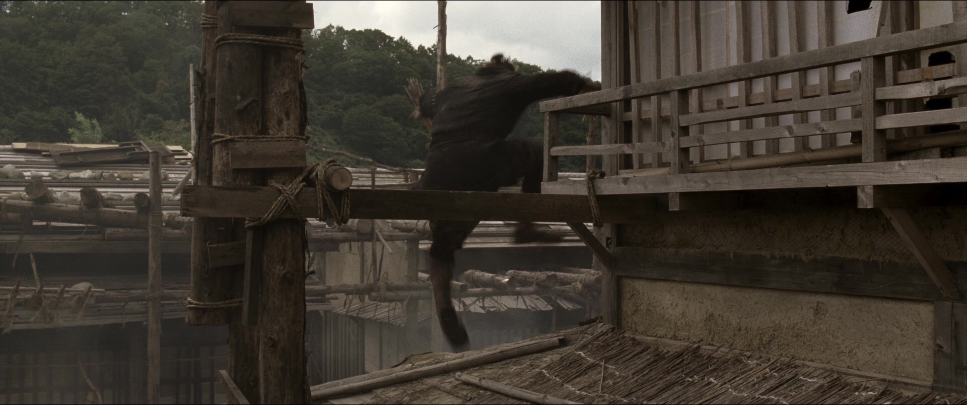 Jusan-nin no shikaku (2010), unknown, 2.39:1 — film still