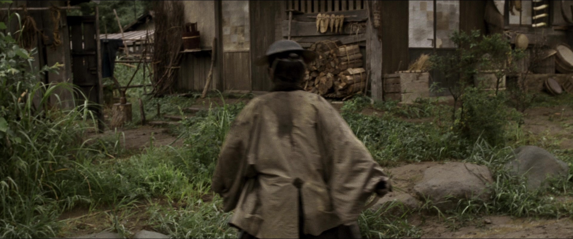 Jusan-nin no shikaku (2010), wide, 2.39:1 — film still