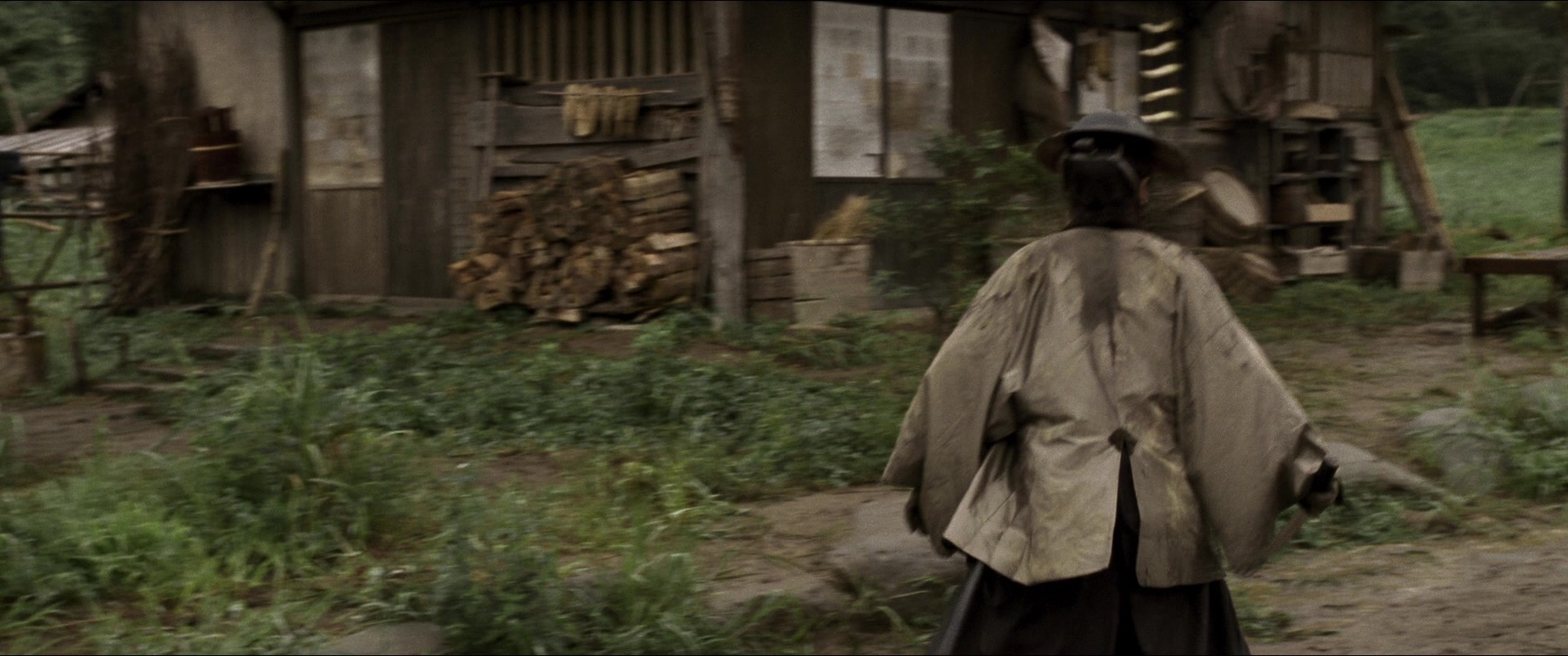 Jusan-nin no shikaku (2010), wide, 2.39:1 — film still