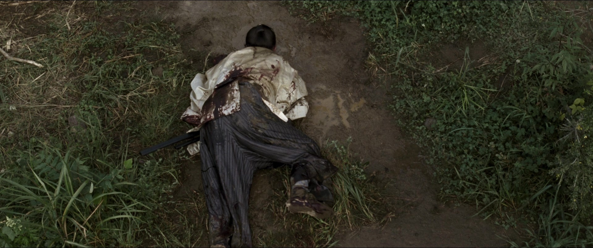 Jusan-nin no shikaku (2010), wide, 2.39:1 — film still