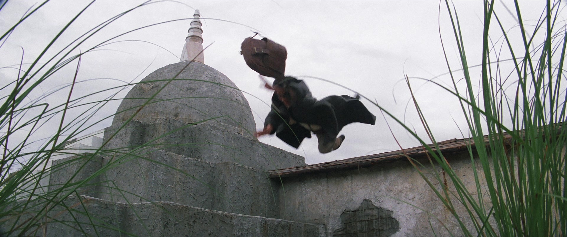Zhong hua zhan shi (1987), wide, 2.39:1 — film still