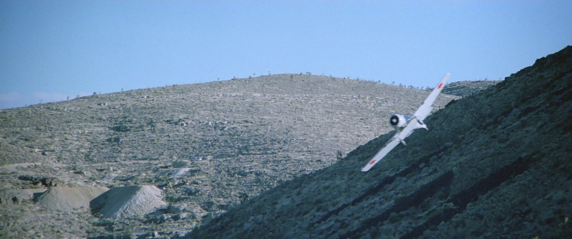 Zhong hua zhan shi (1987), wide, 2.39:1 — film still